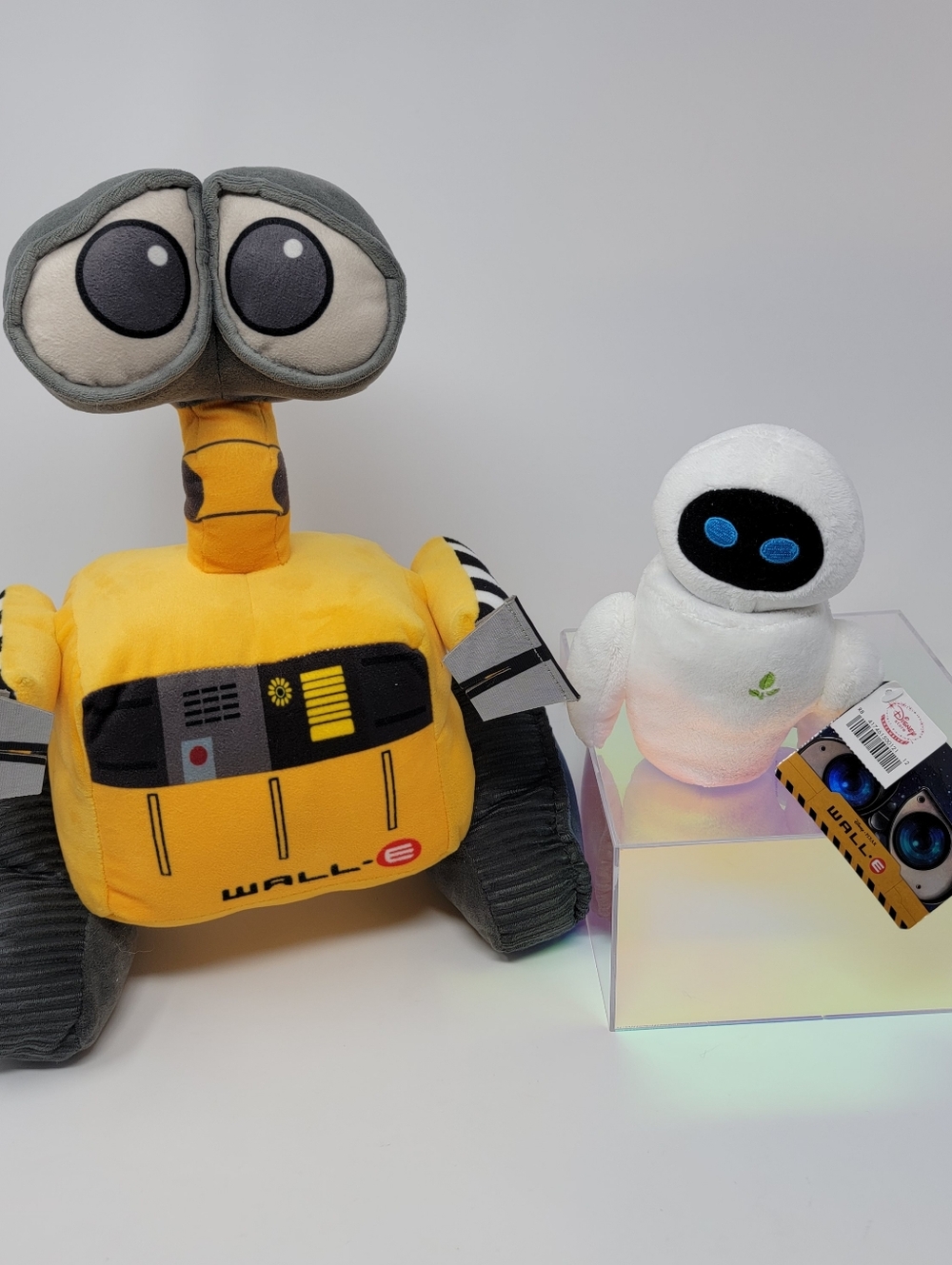 NWOT/NWT Disney Pixar WALL-E & EVE Plush Collector Bundle